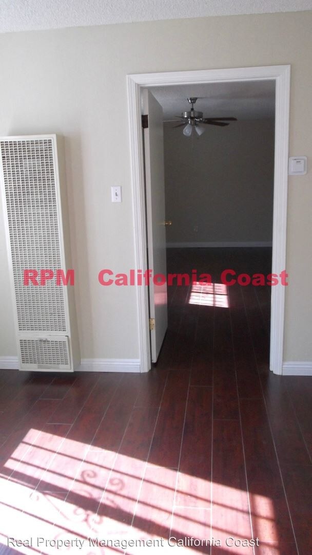 Building Photo - 4831 Santa Ana St
