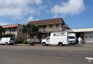 Building Photo - 3970 Goldfinch St.