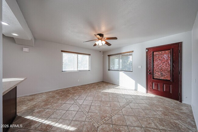 Building Photo - 93 S 95th St