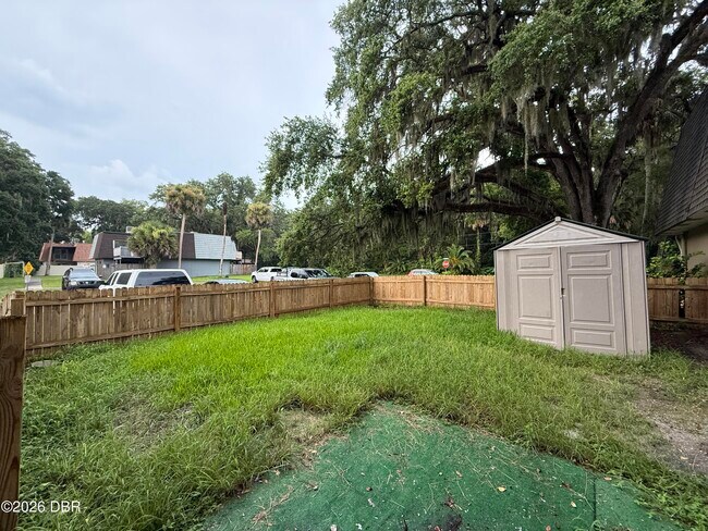 Building Photo - 71 Springwood Square