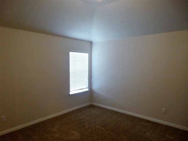 Building Photo - 5608 Broadgreen Rd
