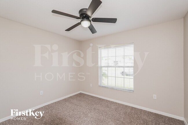 Building Photo - 5340 Song Sparrow Ct