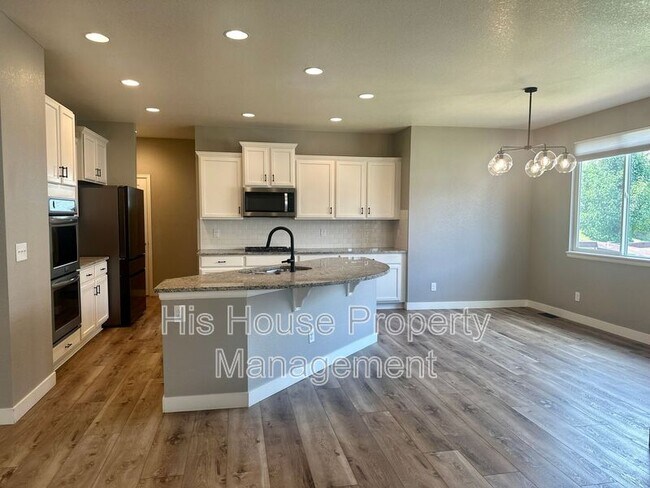 Building Photo - 2278 Stonefish Dr