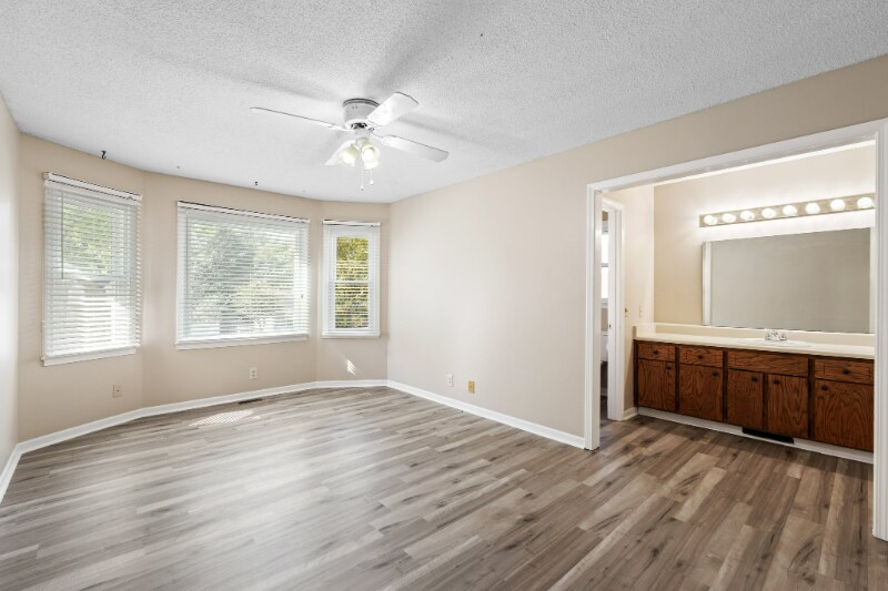 Building Photo - 111 Rose Ann Ct
