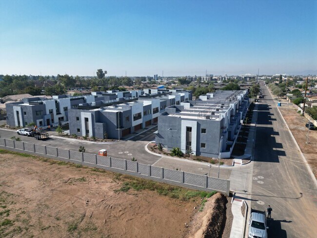 Building Photo - Brand New Never Lived in! Location, location, location! Stunning modern style 3 bedroom/2.5 bathr...