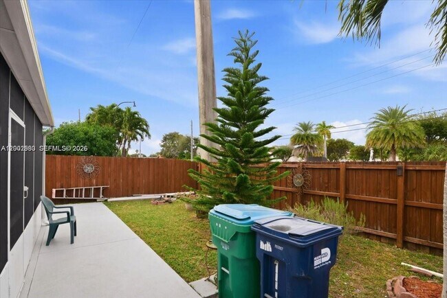 Building Photo - 13741 SW 160th Terrace