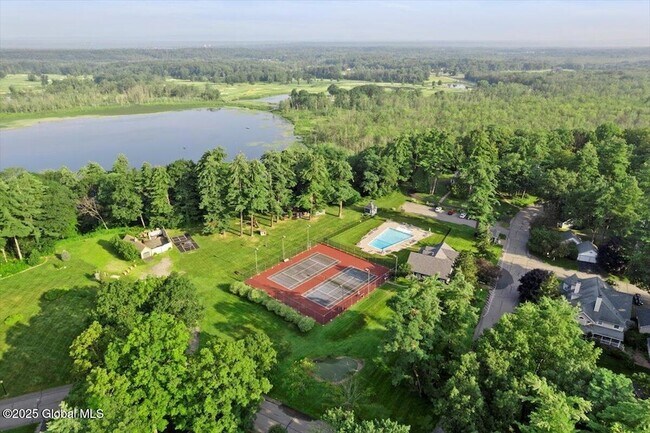 Building Photo - 1 Inlander Rd