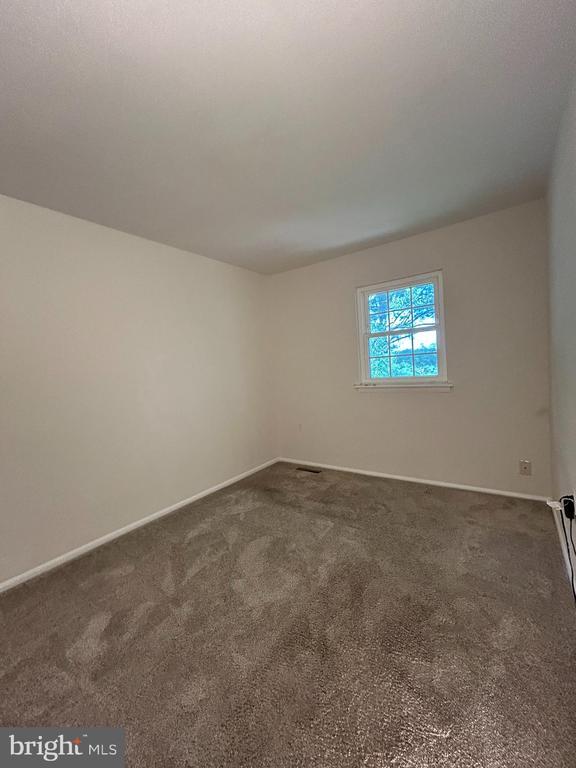 Building Photo - 576 Millshire Dr