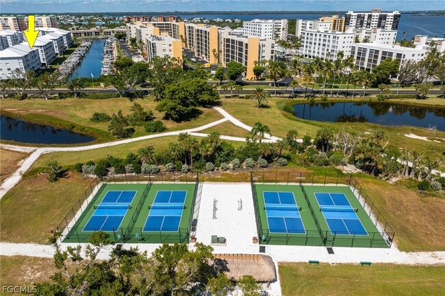 Building Photo - 4511 Bay Beach Ln