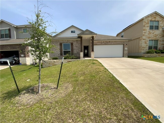 Primary Photo - 2212 Clove Ct