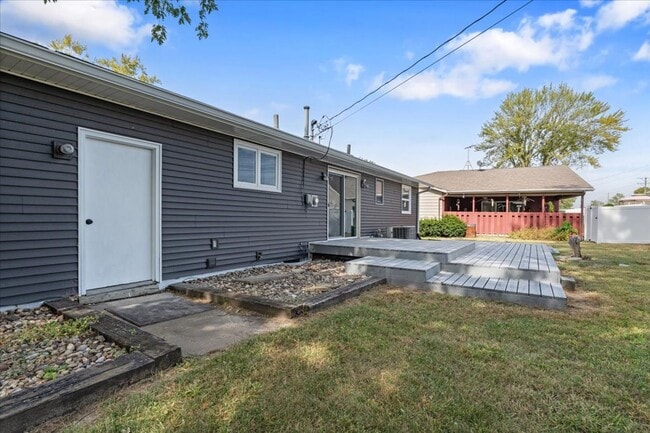 Building Photo - 3 Bedroom Rental in Milan