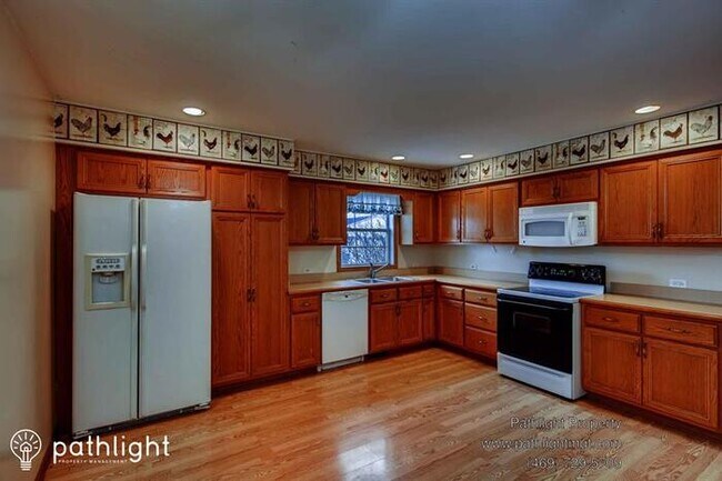 Building Photo - 225 E North St, Manhattan, IL, 60442