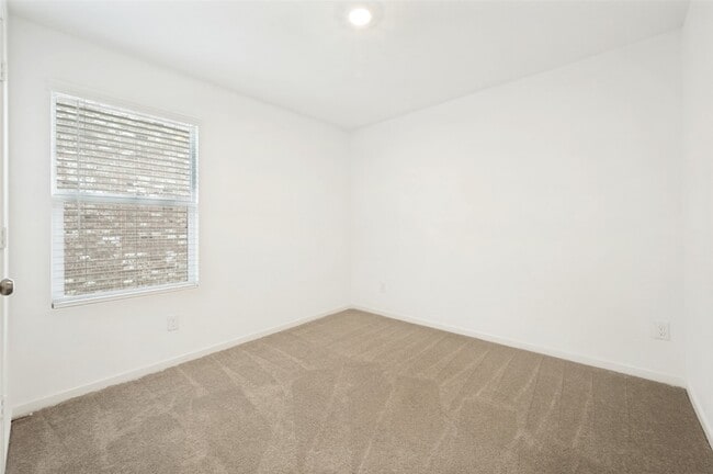 Building Photo - 14188 Golden Brg Dr