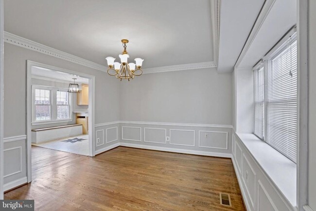 Building Photo - 4116 Majestic Ln