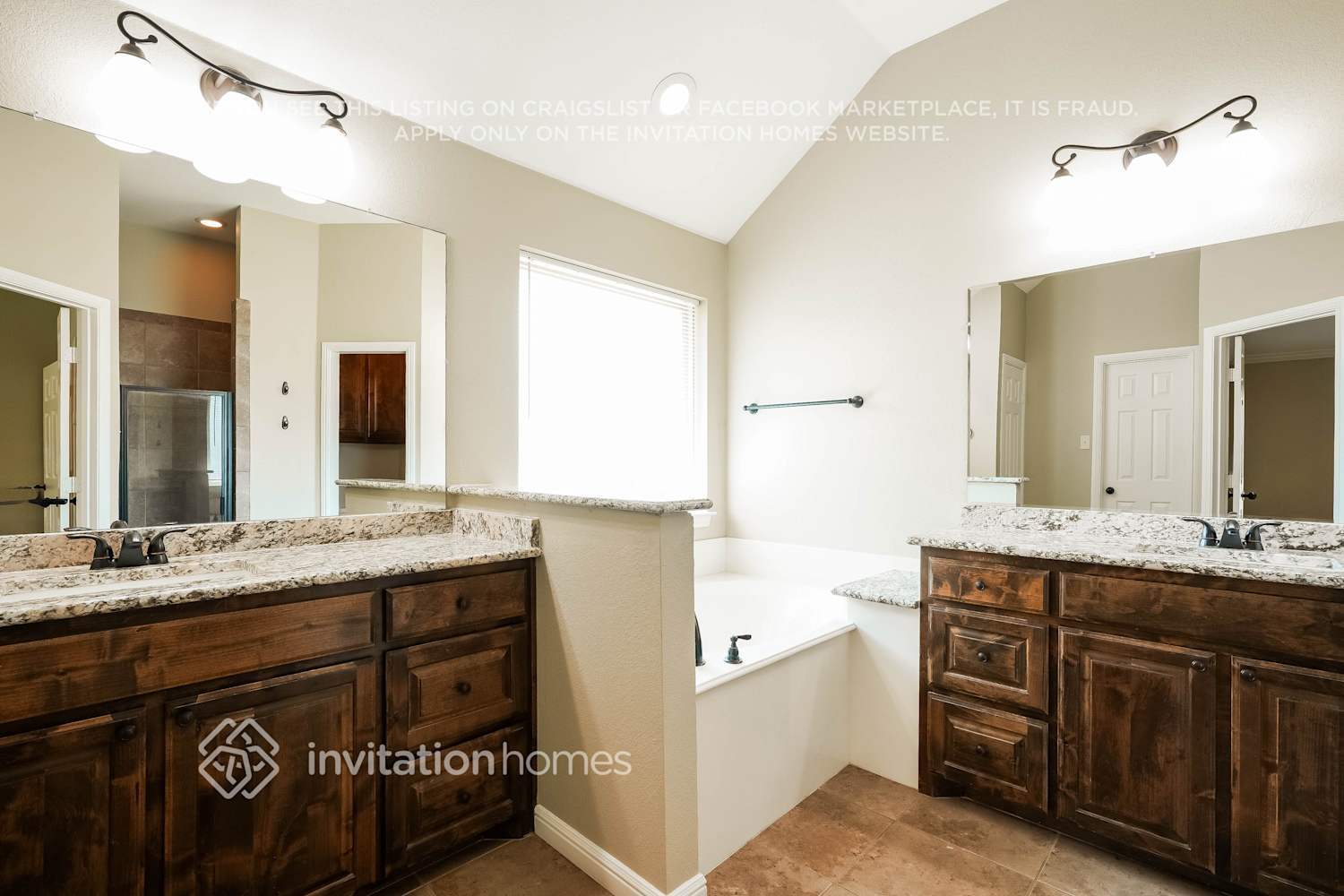 Building Photo - 2321 Trace Ridge Dr