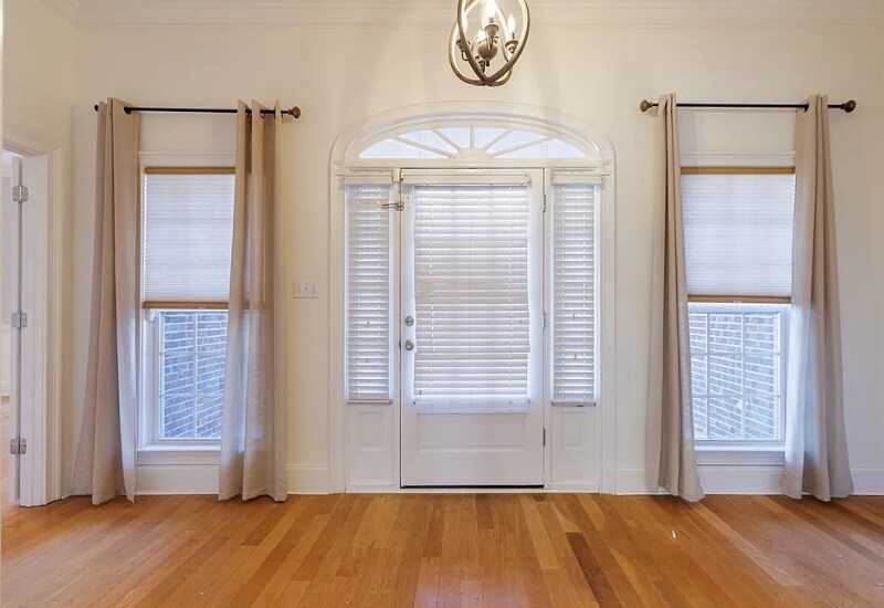 Building Photo - 4419 Triple Oak Dr