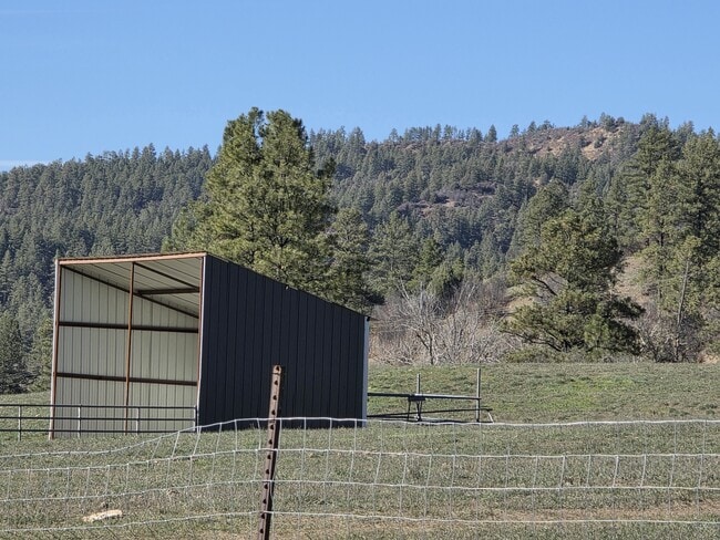 Building Photo - 101 Co Rd 339