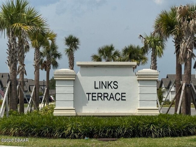 Building Photo - 125 Links Ter Blvd