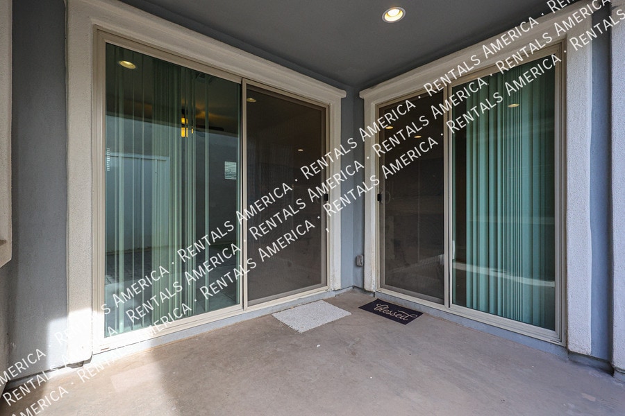 Building Photo - 2264 S Wallrade Ln