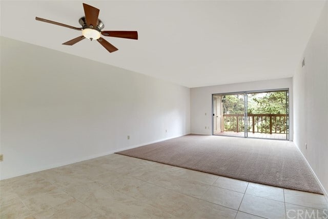 Building Photo - 31618 W Nine Dr