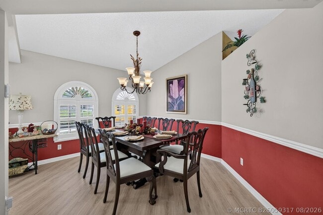 Building Photo - 3077 SE Galt Cir