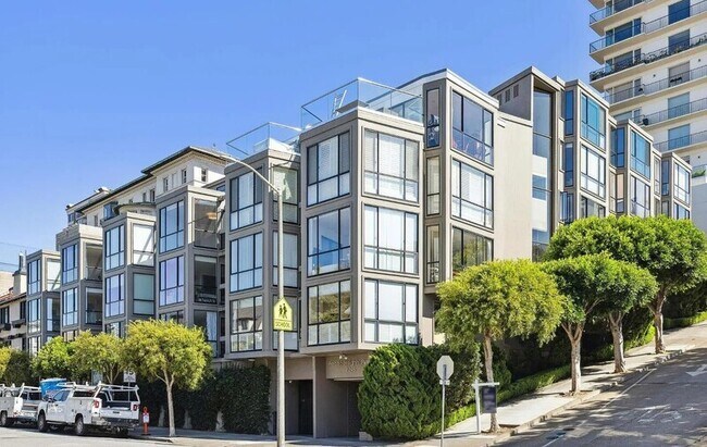 Building Photo - 2295 Vallejo St