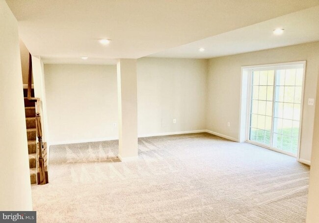 Building Photo - 5303 Ivy Hill Dr