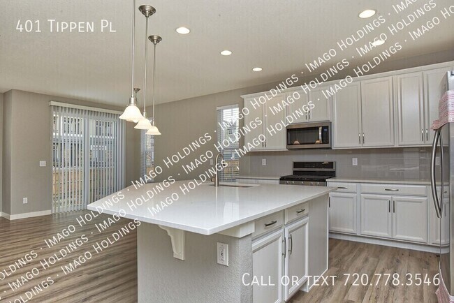 Building Photo - 401 Tippen Pl