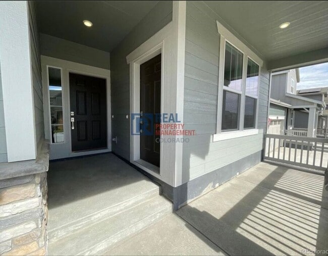 Building Photo - 5525 Wisteria Ave