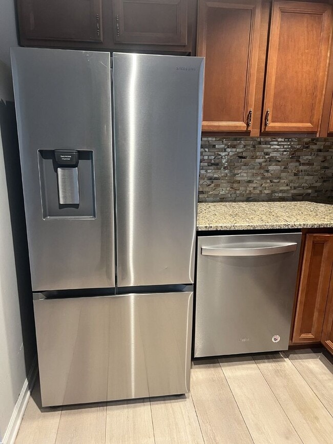 Building Photo - Charming 3 Bed, 1.5 Bath Rental Home on St...