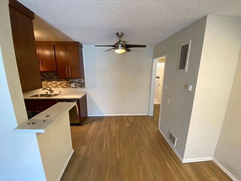 Building Photo - 3601 Keystone Av
