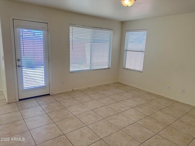 Building Photo - 4106 E Chambers St