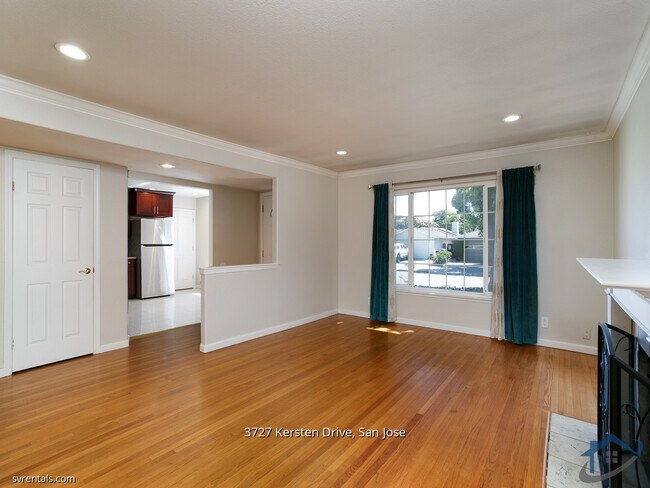 Building Photo - 3727 Kersten Dr