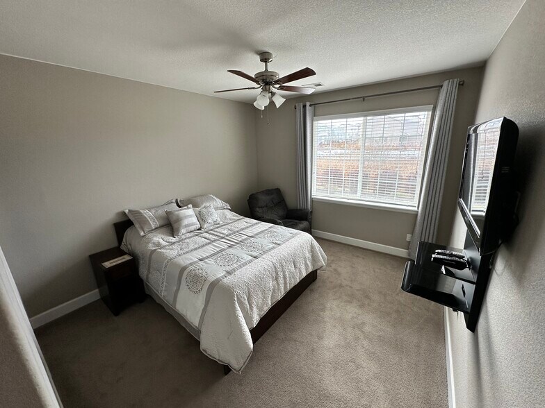 Large bedrooms with large windows - 21952 E Layton Dr