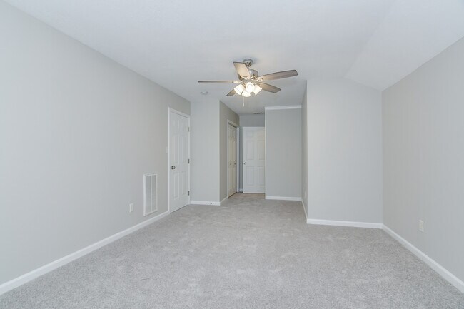 Building Photo - 448 Northrop Pl