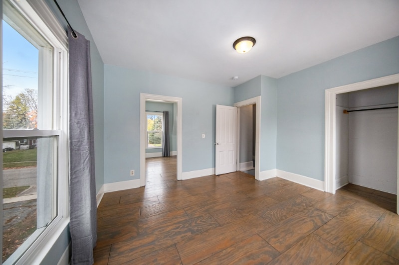 Building Photo - 212 Kilbuck St E