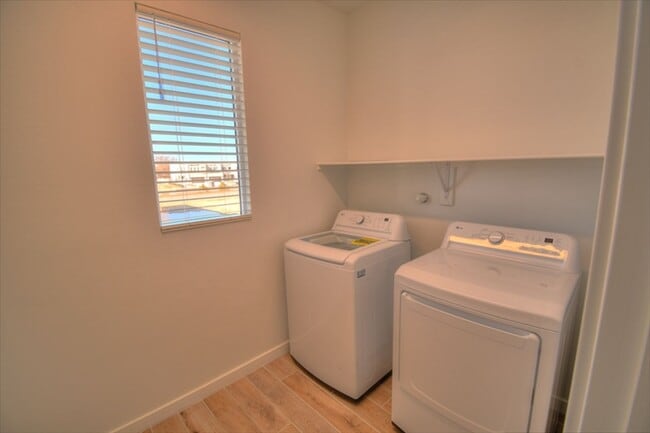 Building Photo - Available Now! New Construction!