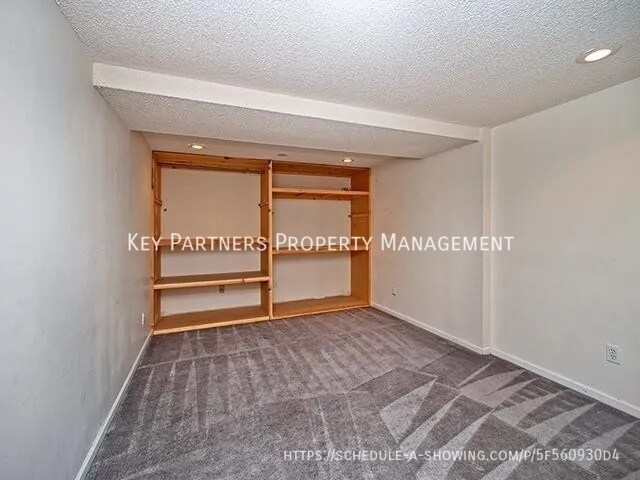 Building Photo - 14281 S Arapaho Dr