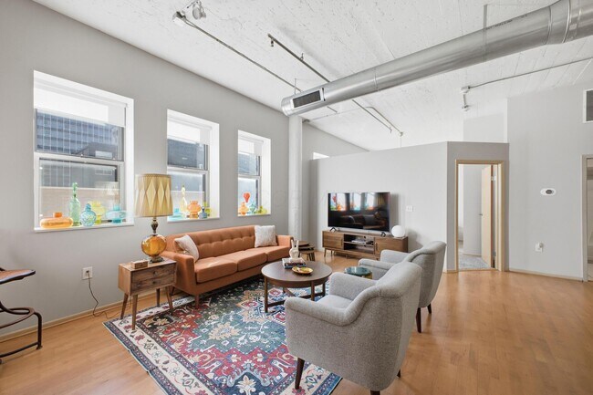 Building Photo - 110 N 3rd St