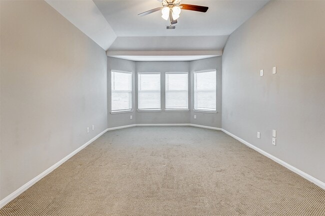 Building Photo - 2165 Woodland Pine Dr