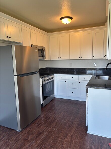 Building Photo - 2010 Cypress Ct