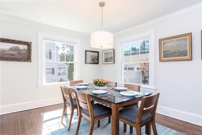 Building Photo - 303 Wakeman Rd