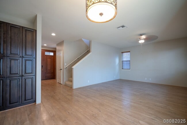 Building Photo - $4700.00 | 4BD/3BA Single Family Home In S...