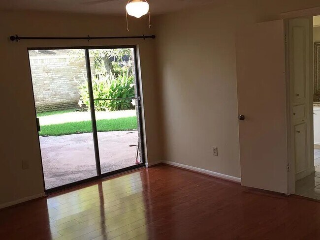 Building Photo - 12715 Ashford Pine Dr