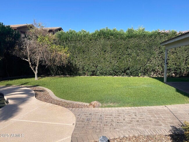 Building Photo - 1381 W Pelican Ct