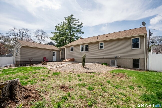 Building Photo - 114 Moreland Ave