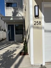 Building Photo - 258 Donax Ave