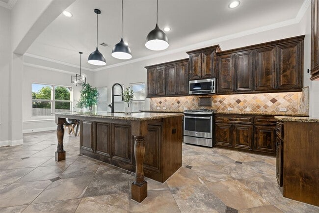 Building Photo - 100 Crystal Cove