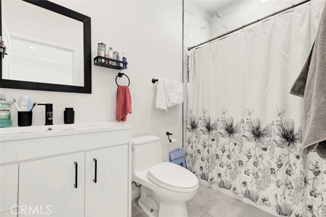 Building Photo - 10531 Greenburn Ave