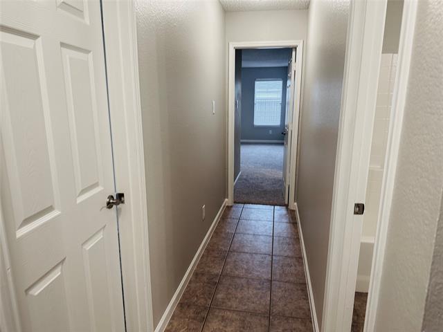 Building Photo - 4813 Cedar Crest Dr